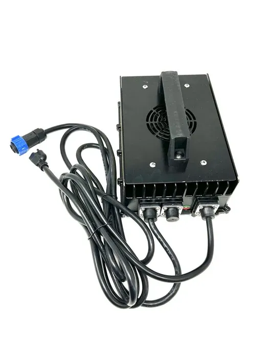 imgi_7_storm-bee-charger-581689_525x700